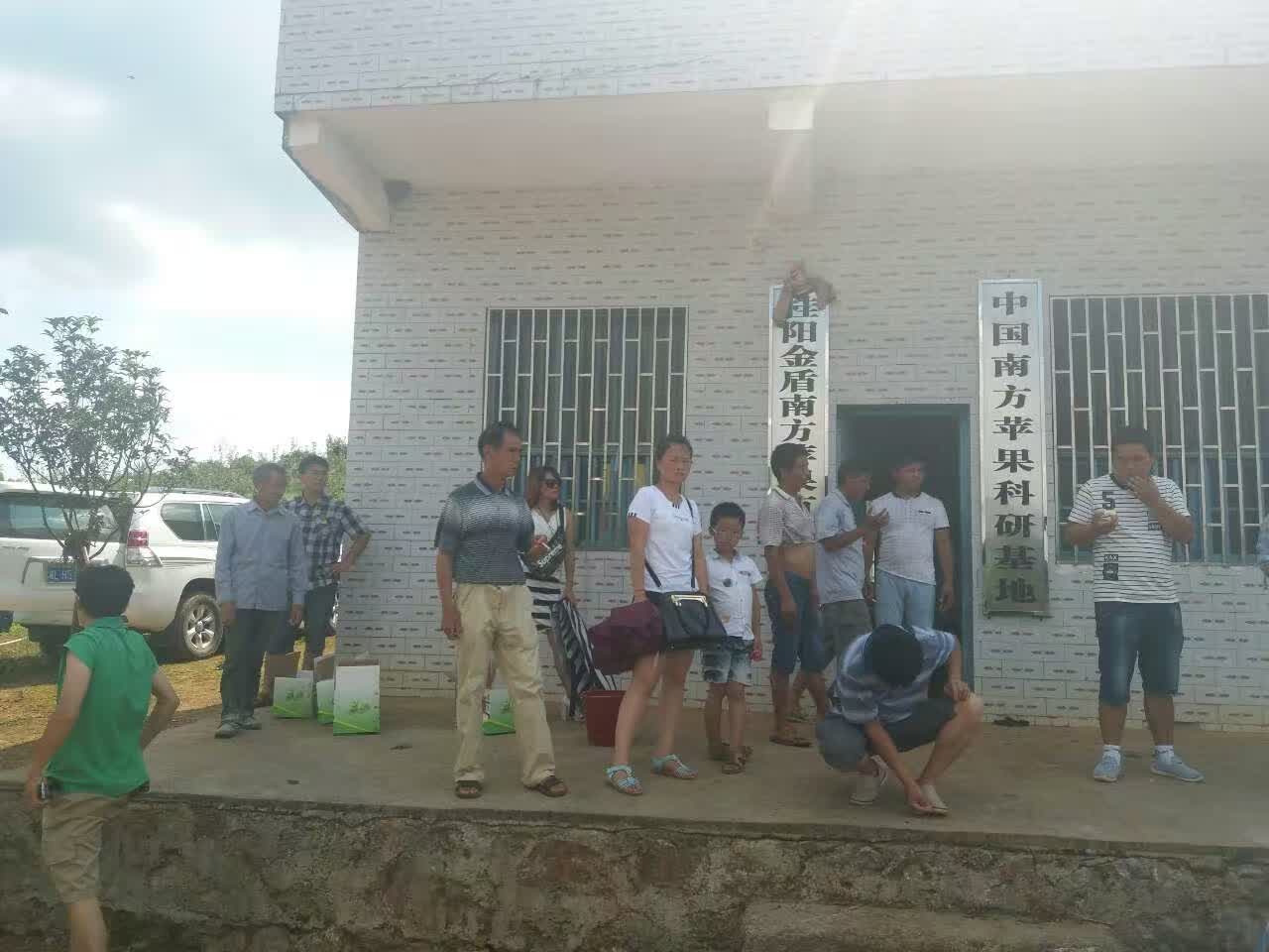 各地客戶現(xiàn)場考察